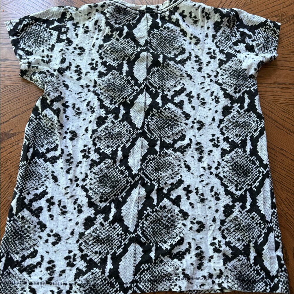 Rag and Bone Black and White Snake Print Women's Top size Small - Picture 5 of 5